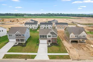 8239 Sycamore Holw Dr, Pickerington, OH 43147 - Photo 4