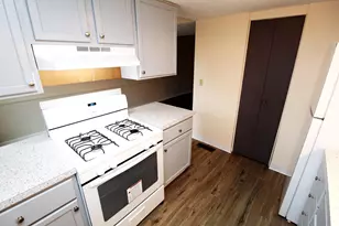 4825 Dierker Rd, Upper Arlington, OH 43220 - Photo 6