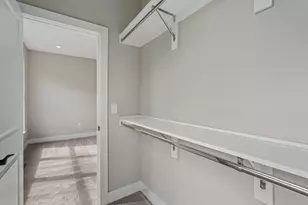 282 Dickenson St, Columbus, OH 43215 - Photo 42