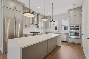 282 Dickenson St, Columbus, OH 43215 - Photo 14