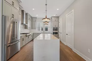 282 Dickenson St, Columbus, OH 43215 - Photo 22