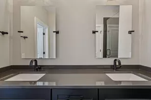 282 Dickenson St, Columbus, OH 43215 - Photo 32