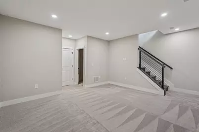 282 Dickenson Street, Columbus, OH 43215 - Photo 44