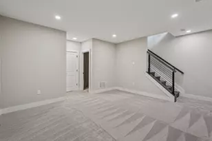 282 Dickenson St, Columbus, OH 43215 - Photo 44