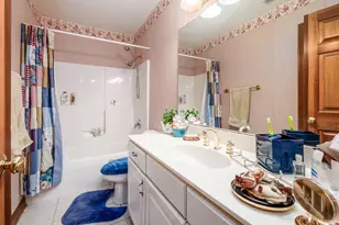 895 Linworth Village Dr, Columbus, OH 43235 - Photo 30