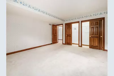 895 Linworth Village Drive, Columbus, OH 43235 - Photo 32