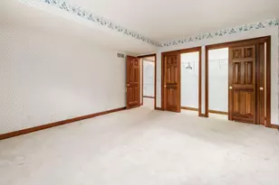 895 Linworth Village Dr, Columbus, OH 43235 - Photo 32