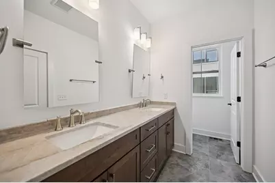 284 Dickenson Street, Columbus, OH 43215 - Photo 26