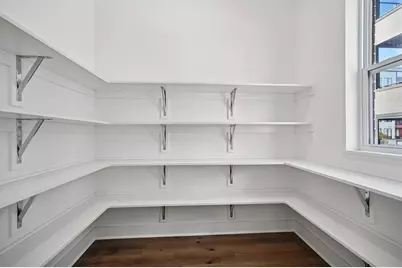 284 Dickenson Street, Columbus, OH 43215 - Photo 16