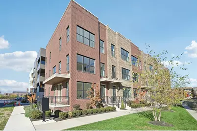 284 Dickenson Street, Columbus, OH 43215 - Photo 1