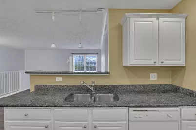 5621 Cedar Springs, Columbus, OH 43228 - Photo 12