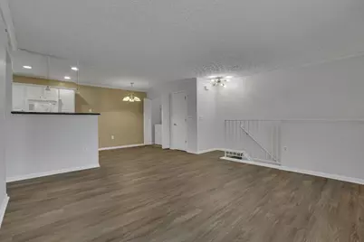 5621 Cedar Springs, Columbus, OH 43228 - Photo 8