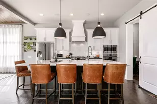 10600 Honeysuckle Way, Plain City, OH 43064 - Photo 12