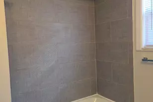 1170 Bryden Rd, Columbus, OH 43205 - Photo 8