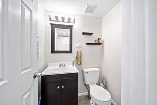 1276 4 Star Dr E, Galloway, OH 43119 - Photo 24