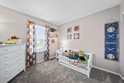 1276 Four Star Drive E, Galloway, OH 43119 - Photo 32