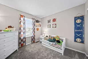 1276 4 Star Dr E, Galloway, OH 43119 - Photo 32