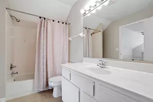 6770 Chateau Chase Dr, Columbus, OH 43235 - Photo 40