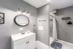 987 E Whittier St, Columbus, OH 43206 - Photo 10