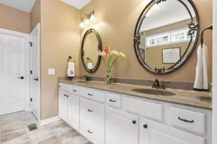 3913 Shadowstone Way, Columbus, OH 43221 - Photo 28