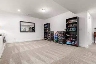 5801 Hickory Dr, Lewis Center, OH 43035 - Photo 54