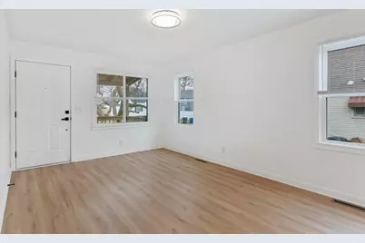 1204 Loretta Avenue, Columbus, OH 43211 - Photo 4