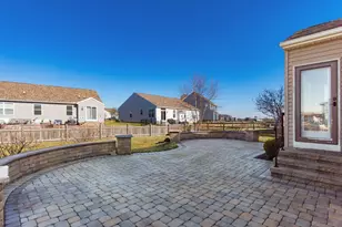 160 Chestnut Commons Dr, Commercial Point, OH 43116 - Photo 44