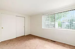 4692 Charecote Ln, Columbus, OH 43220 - Photo 16