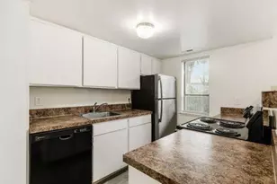 4692 Charecote Ln, Columbus, OH 43220 - Photo 14