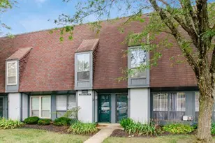 4692 Charecote Ln, Columbus, OH 43220 - Photo 4