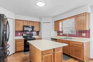 2912 Ironstone Dr, Columbus, OH 43231 - Photo 10