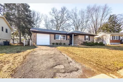 595 Deerwood Avenue E, Columbus, OH 43230 - Photo 2