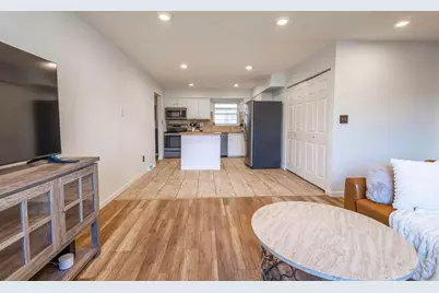 595 Deerwood Avenue E, Columbus, OH 43230 - Photo 12