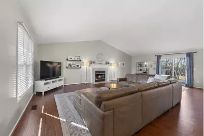 1157 Onaway Court, Columbus, OH 43228 - Photo 6