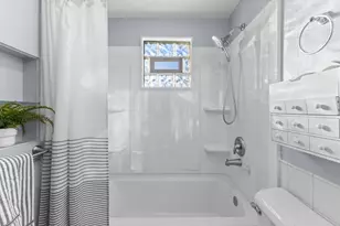 4069 Jessamine Pl, Columbus, OH 43207 - Photo 18