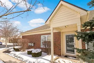 5791 Burke Cir, New Albany, OH 43054 - Photo 4