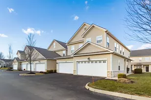 1426 Carylake Cir, Columbus, OH 43240 - Photo 2