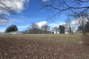 2695 Ash Meadows Blvd, Zanesville, OH 43701 - Photo 34