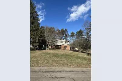 2695 Ash Meadows Boulevard, Zanesville, OH 43701 - Photo 2