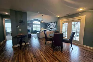 3963 Dinon Dr, Columbus, OH 43221 - Photo 12