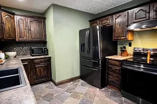 1454 Erwin Rd, Jackson, OH 45640 - Photo 10