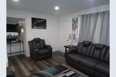 4560 Stonehedge Road, Columbus, OH 43231 - Photo 6