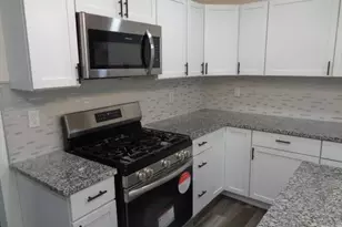 4560 Stonehedge Rd, Columbus, OH 43231 - Photo 10