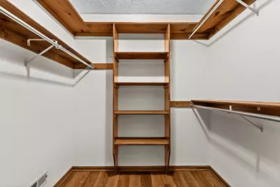 1096 Woodman Drive, Columbus, OH 43085 - Photo 38