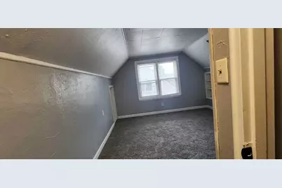 2459 NE Meredith Drive NE, Columbus, OH 43219 - Photo 6