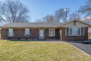 703 Pointview Dr, Westerville, OH 43081 - Photo 1