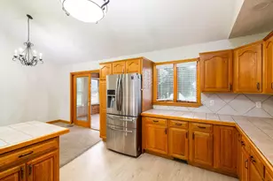 7641 Kinney Rd, Mount Vernon, OH 43050 - Photo 8