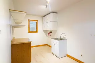 7641 Kinney Rd, Mount Vernon, OH 43050 - Photo 10