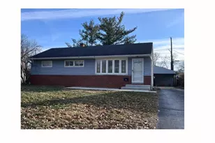 2483 Shrewsbury Rd, Columbus, OH 43221 - Photo 2