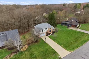 3780 Pine Ridge Dr, Lewis Center, OH 43035 - Photo 46